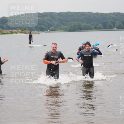 23.06.2024 - Viking Triathlon MichiJ http://msf.ph/oto/6343254 23.06.2024 10:30:01 Schwimmen 434, 498, 659 meine-sportfotos.de