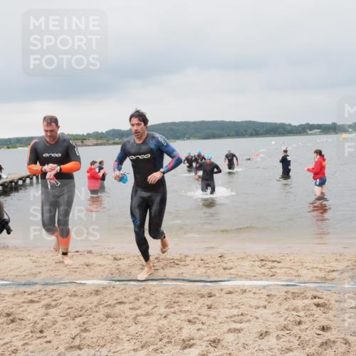 23.06.2024 - Viking Triathlon MichiJ http://msf.ph/oto/6343273 23.06.2024 10:30:08 Schwimmen 95, 434, 498, 659 meine-sportfotos.de