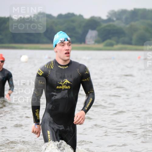 23.06.2024 - Viking Triathlon H.Heesch http://msf.ph/oto/6343274 23.06.2024 10:33:54 Schwimmen 87, 111, 160, 486, 607 meine-sportfotos.de