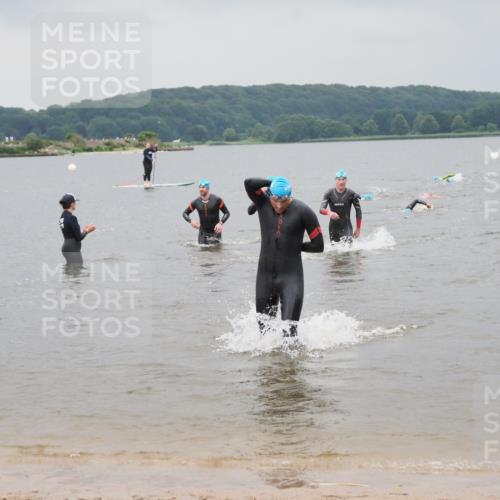 23.06.2024 - Viking Triathlon MichiJ http://msf.ph/oto/6343276 23.06.2024 10:30:09 Schwimmen 95, 178, 434, 498, 659 meine-sportfotos.de