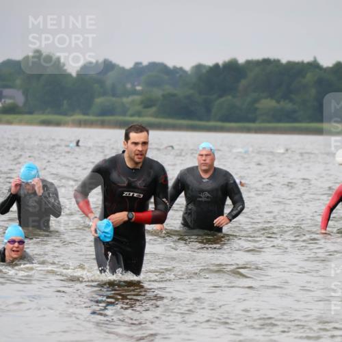 23.06.2024 - Viking Triathlon H.Heesch http://msf.ph/oto/6343288 23.06.2024 10:34:05 Schwimmen 160, 385, 605 meine-sportfotos.de
