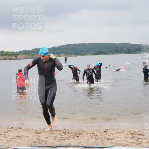 23.06.2024 - Viking Triathlon MichiJ http://msf.ph/oto/6343295 23.06.2024 10:30:13 Schwimmen 95, 178, 276, 498 meine-sportfotos.de