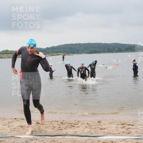 23.06.2024 - Viking Triathlon MichiJ http://msf.ph/oto/6343297 23.06.2024 10:30:13 Schwimmen 95, 178, 276, 498 meine-sportfotos.de