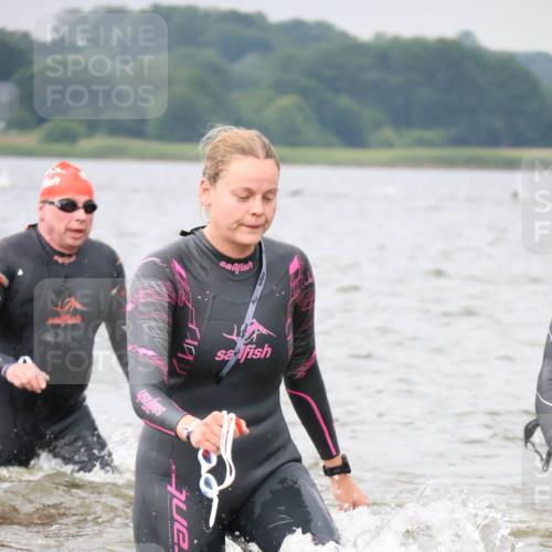 23.06.2024 - Viking Triathlon H.Heesch http://msf.ph/oto/6343318 23.06.2024 10:34:24 Schwimmen 12, 173, 386, 407, 524, 534, 601, 608 meine-sportfotos.de