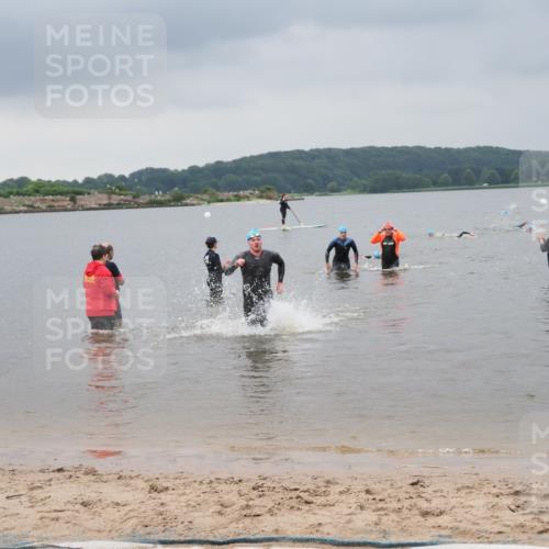 23.06.2024 - Viking Triathlon MichiJ http://msf.ph/oto/6343334 23.06.2024 10:30:26 Schwimmen 31 meine-sportfotos.de