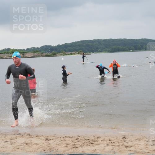 23.06.2024 - Viking Triathlon MichiJ http://msf.ph/oto/6343352 23.06.2024 10:30:28 Schwimmen 31 meine-sportfotos.de