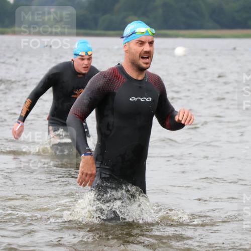 23.06.2024 - Viking Triathlon H.Heesch http://msf.ph/oto/6343383 23.06.2024 10:34:54 Schwimmen 58, 242, 299, 311, 470, 541 meine-sportfotos.de