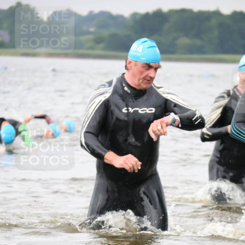 23.06.2024 - Viking Triathlon H.Heesch http://msf.ph/oto/6343401 23.06.2024 10:35:02 Schwimmen 101, 218, 242, 299, 454, 541 meine-sportfotos.de