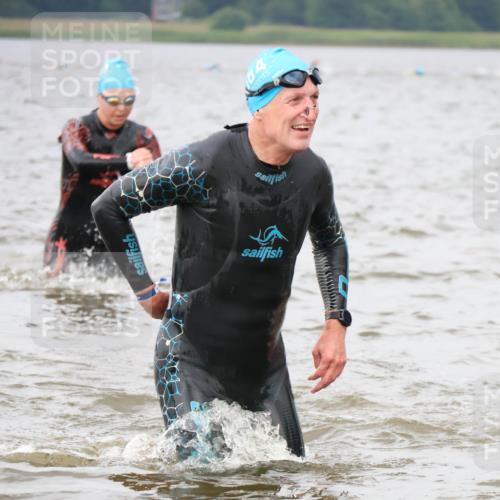 23.06.2024 - Viking Triathlon H.Heesch http://msf.ph/oto/6343415 23.06.2024 10:35:16 Schwimmen 101, 104, 120, 226, 454 meine-sportfotos.de