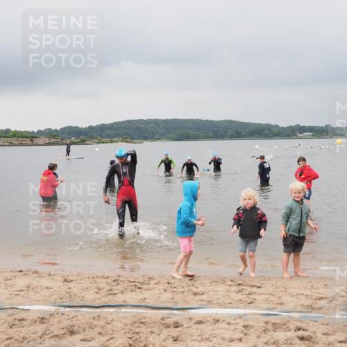 23.06.2024 - Viking Triathlon MichiJ http://msf.ph/oto/6343420 23.06.2024 10:30:44 Schwimmen 324, 482, 656 meine-sportfotos.de