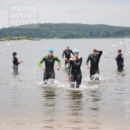 23.06.2024 - Viking Triathlon MichiJ http://msf.ph/oto/6343442 23.06.2024 10:30:54 Schwimmen 8, 144, 295 meine-sportfotos.de
