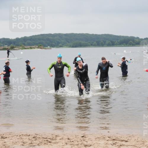 23.06.2024 - Viking Triathlon MichiJ http://msf.ph/oto/6343446 23.06.2024 10:30:55 Schwimmen 8, 51, 144, 295 meine-sportfotos.de