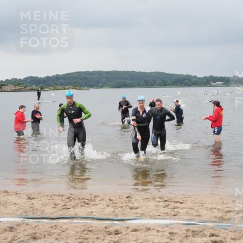 23.06.2024 - Viking Triathlon MichiJ http://msf.ph/oto/6343454 23.06.2024 10:30:57 Schwimmen 8, 51, 144, 295 meine-sportfotos.de