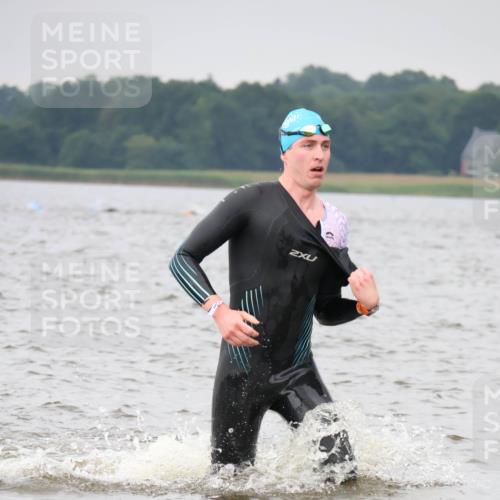 23.06.2024 - Viking Triathlon H.Heesch http://msf.ph/oto/6343456 23.06.2024 10:35:35 Schwimmen 105, 129, 262, 363, 468, 603 meine-sportfotos.de