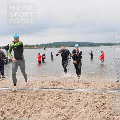 23.06.2024 - Viking Triathlon MichiJ http://msf.ph/oto/6343459 23.06.2024 10:31:00 Schwimmen 8, 51, 144, 295 meine-sportfotos.de