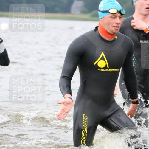 23.06.2024 - Viking Triathlon H.Heesch http://msf.ph/oto/6343468 23.06.2024 10:35:37 Schwimmen 105, 129, 262, 468, 603 meine-sportfotos.de