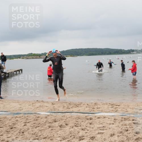 23.06.2024 - Viking Triathlon MichiJ http://msf.ph/oto/6343472 23.06.2024 10:31:08 Schwimmen 51, 627 meine-sportfotos.de