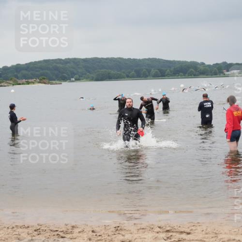 23.06.2024 - Viking Triathlon MichiJ http://msf.ph/oto/6343475 23.06.2024 10:31:10 Schwimmen 51, 499, 627 meine-sportfotos.de