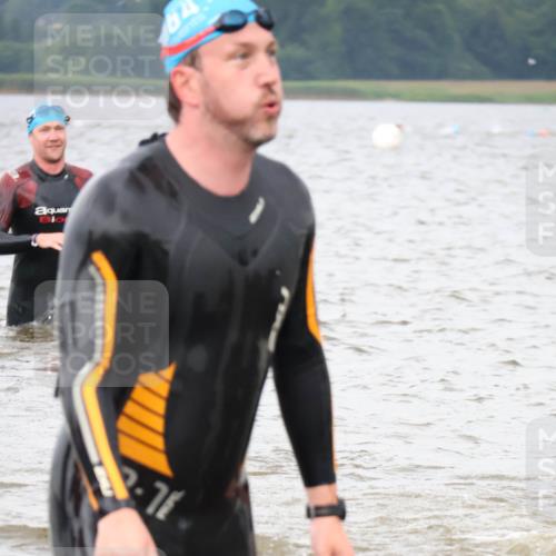 23.06.2024 - Viking Triathlon H.Heesch http://msf.ph/oto/6343480 23.06.2024 10:35:44 Schwimmen 129, 262, 306, 468, 529, 549, 623 meine-sportfotos.de