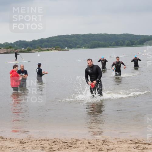 23.06.2024 - Viking Triathlon MichiJ http://msf.ph/oto/6343486 23.06.2024 10:31:12 Schwimmen 499, 627 meine-sportfotos.de