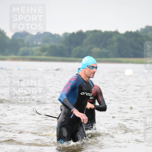 23.06.2024 - Viking Triathlon H.Heesch http://msf.ph/oto/6343489 23.06.2024 10:35:47 Schwimmen 42, 129, 306, 529, 549, 623, 655 meine-sportfotos.de