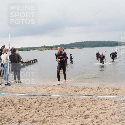 23.06.2024 - Viking Triathlon MichiJ http://msf.ph/oto/6343518 23.06.2024 10:31:22 Schwimmen 458, 463, 499 meine-sportfotos.de