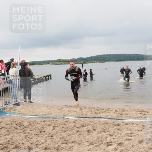 23.06.2024 - Viking Triathlon MichiJ http://msf.ph/oto/6343519 23.06.2024 10:31:22 Schwimmen 458, 463, 499 meine-sportfotos.de