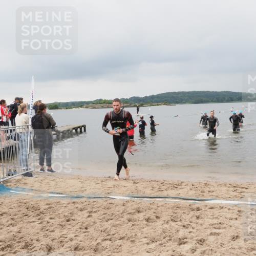 23.06.2024 - Viking Triathlon MichiJ http://msf.ph/oto/6343522 23.06.2024 10:31:23 Schwimmen 216, 458, 463, 499 meine-sportfotos.de