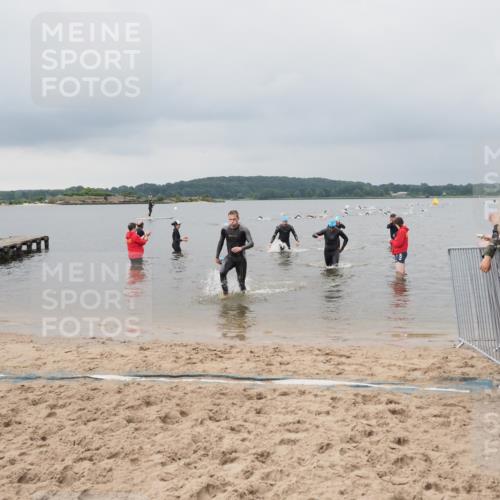 23.06.2024 - Viking Triathlon MichiJ http://msf.ph/oto/6343532 23.06.2024 10:31:26 Schwimmen 16, 216, 458, 463 meine-sportfotos.de