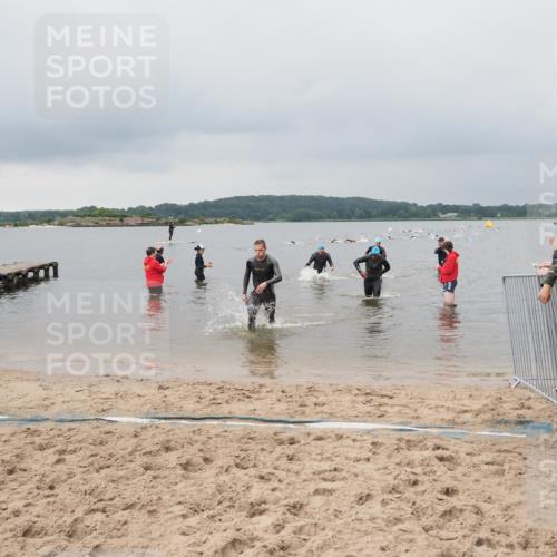 23.06.2024 - Viking Triathlon MichiJ http://msf.ph/oto/6343534 23.06.2024 10:31:27 Schwimmen 16, 216, 458, 463 meine-sportfotos.de