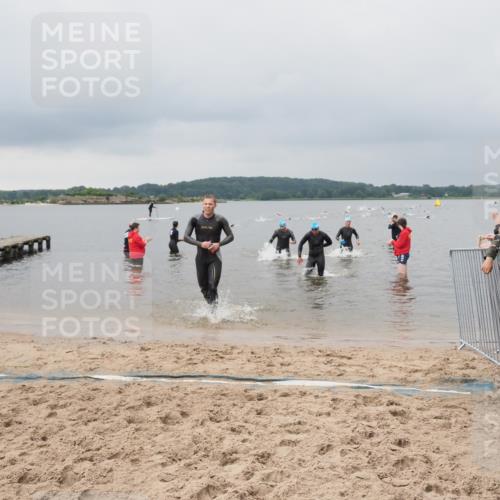 23.06.2024 - Viking Triathlon MichiJ http://msf.ph/oto/6343537 23.06.2024 10:31:28 Schwimmen 16, 216, 458, 463 meine-sportfotos.de