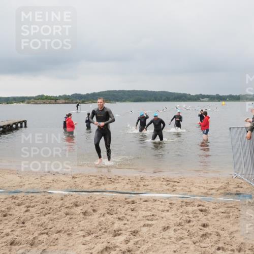 23.06.2024 - Viking Triathlon MichiJ http://msf.ph/oto/6343539 23.06.2024 10:31:28 Schwimmen 16, 216, 458, 463 meine-sportfotos.de