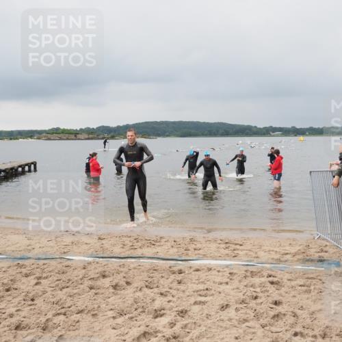 23.06.2024 - Viking Triathlon MichiJ http://msf.ph/oto/6343542 23.06.2024 10:31:28 Schwimmen 16, 216, 458, 463 meine-sportfotos.de