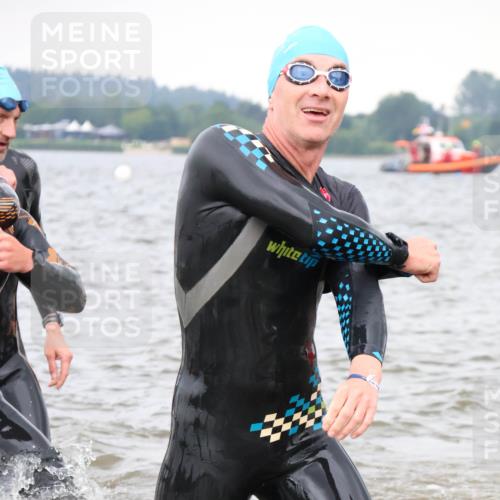 23.06.2024 - Viking Triathlon H.Heesch http://msf.ph/oto/6343546 23.06.2024 10:36:14 Schwimmen 34, 48, 186, 197, 254, 280, 291, 361, 372 meine-sportfotos.de