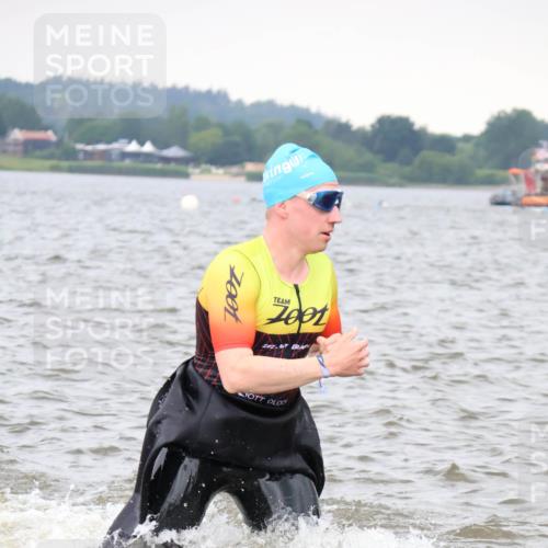23.06.2024 - Viking Triathlon H.Heesch http://msf.ph/oto/6343560 23.06.2024 10:36:16 Schwimmen 34, 48, 186, 197, 254, 280, 291, 372 meine-sportfotos.de