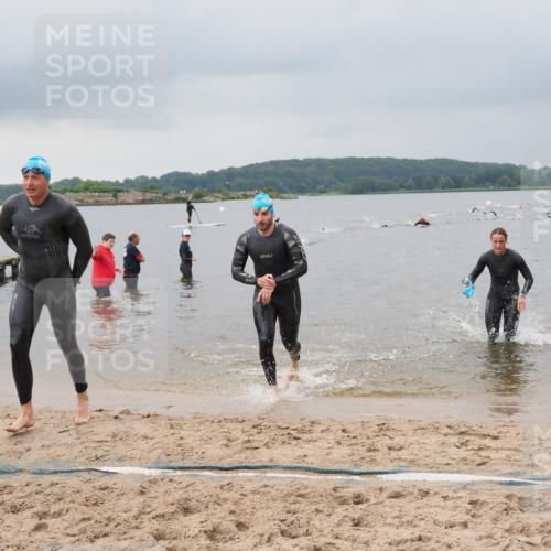 23.06.2024 - Viking Triathlon MichiJ http://msf.ph/oto/6343561 23.06.2024 10:31:35 Schwimmen 16, 216, 463 meine-sportfotos.de