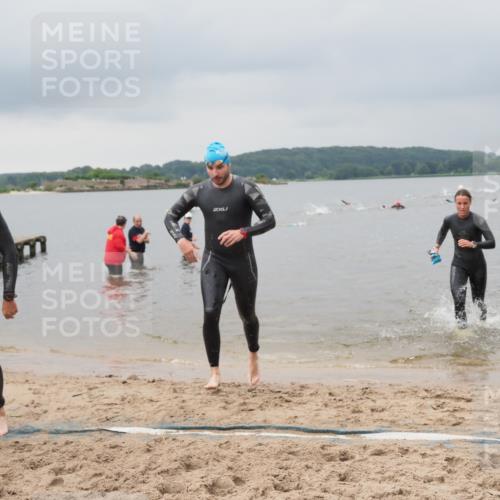 23.06.2024 - Viking Triathlon MichiJ http://msf.ph/oto/6343565 23.06.2024 10:31:35 Schwimmen 16, 216, 463 meine-sportfotos.de