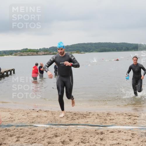 23.06.2024 - Viking Triathlon MichiJ http://msf.ph/oto/6343567 23.06.2024 10:31:35 Schwimmen 16, 216, 463 meine-sportfotos.de