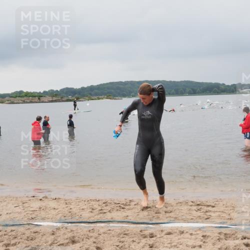 23.06.2024 - Viking Triathlon MichiJ http://msf.ph/oto/6343579 23.06.2024 10:31:37 Schwimmen 16, 216, 463 meine-sportfotos.de