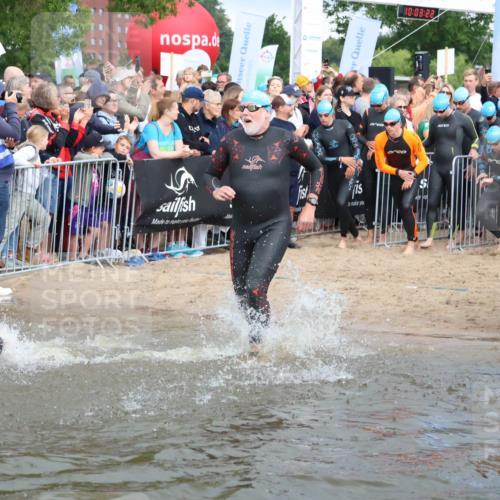 23.06.2024 - Viking Triathlon H.Heesch http://msf.ph/oto/6343590 23.06.2024 10:03:22 Schwimmen 40, 43, 182, 185, 214, 273, 275, 298, 299, 323, 368, 402, 421, 430, 450, 533, 611 meine-sportfotos.de
