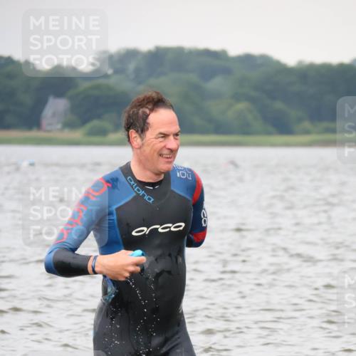 23.06.2024 - Viking Triathlon H.Heesch http://msf.ph/oto/6343603 23.06.2024 10:36:33 Schwimmen 275, 653 meine-sportfotos.de