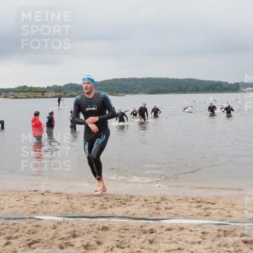 23.06.2024 - Viking Triathlon MichiJ http://msf.ph/oto/6343610 23.06.2024 10:31:54 Schwimmen 14, 107, 640 meine-sportfotos.de