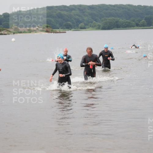 23.06.2024 - Viking Triathlon MichiJ http://msf.ph/oto/6343618 23.06.2024 10:31:58 Schwimmen 14, 231, 640 meine-sportfotos.de