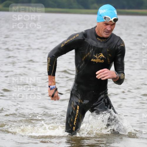 23.06.2024 - Viking Triathlon H.Heesch http://msf.ph/oto/6343619 23.06.2024 10:36:39 Schwimmen 275, 328, 491 meine-sportfotos.de