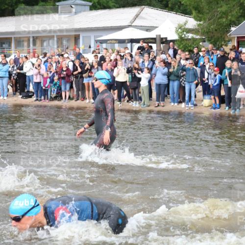 23.06.2024 - Viking Triathlon H.Heesch http://msf.ph/oto/6343626 23.06.2024 10:03:26 Schwimmen 24, 40, 43, 182, 214, 273, 275, 298, 368, 421, 430, 450, 493 meine-sportfotos.de