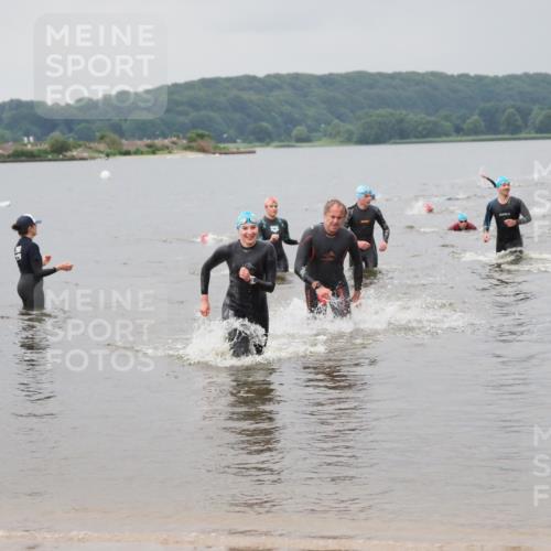 23.06.2024 - Viking Triathlon MichiJ http://msf.ph/oto/6343632 23.06.2024 10:32:00 Schwimmen 14, 20, 231, 640 meine-sportfotos.de