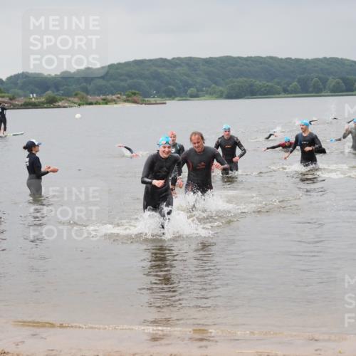 23.06.2024 - Viking Triathlon MichiJ http://msf.ph/oto/6343634 23.06.2024 10:32:01 Schwimmen 14, 20, 231, 619, 640 meine-sportfotos.de