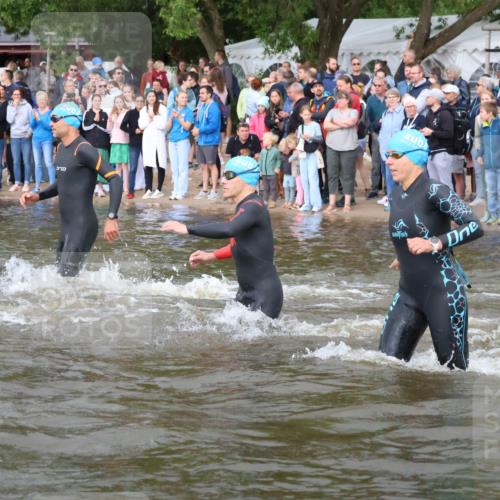 23.06.2024 - Viking Triathlon H.Heesch http://msf.ph/oto/6343655 23.06.2024 10:03:34 Schwimmen 24, 36, 167, 187, 230, 270, 283, 289, 367, 368, 466, 493, 512, 522 meine-sportfotos.de