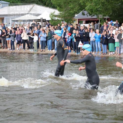 23.06.2024 - Viking Triathlon H.Heesch http://msf.ph/oto/6343660 23.06.2024 10:03:35 Schwimmen 24, 36, 167, 187, 230, 270, 283, 289, 367, 466, 493, 512, 522 meine-sportfotos.de