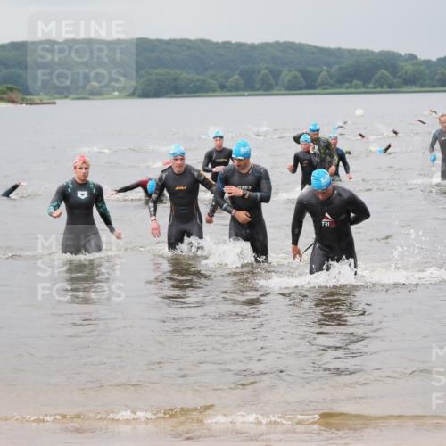 23.06.2024 - Viking Triathlon MichiJ http://msf.ph/oto/6343662 23.06.2024 10:32:07 Schwimmen 6, 20, 117, 231, 619, 640 meine-sportfotos.de